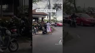 kerauhan leakk di jalan