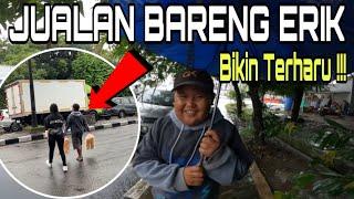 JUALAN KERUPUK BARENG ERIK TERNYATA SERU  TAPI BIKIN TERHARU ⁉️