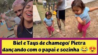 Biel e Tays de chamego Pietra dançando com o papai e sozinha 