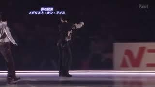 Yuzuru and Kento Nakamura lifting baby Shoma