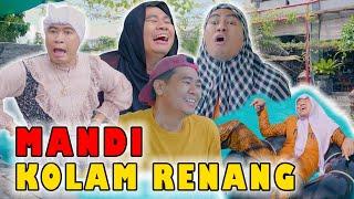 MANDI KOLAM RENANG DI RUMAH BETI