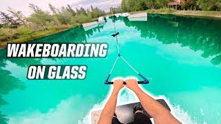 WAKEBOARDING ON GLASS - DYNAMITE WAKE PARK