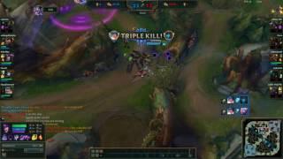 LoL lvl 7 Sona tripple kill