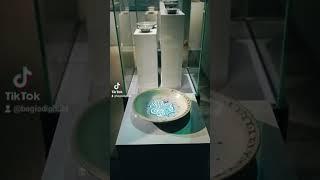 Sử dụng ánh sáng tái hiện hoa văn rồng trên đĩa cổ tại Hoàng thành Thăng Long #hoangthanhthanglong
