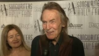 Famed folk singer Gordon Lightfoot dies at 84