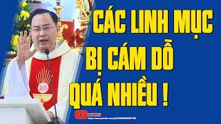 Các LINH MỤC có chịu cám dỗ của Ma Quỷ Không ?  Bài giảng lễ hay  LM JS Dương Hữu Tình.