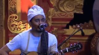 Glenn Fredly & The Bakuucakar - Cinta dan Rahasia @ Sanur Village Festival 2016 HD