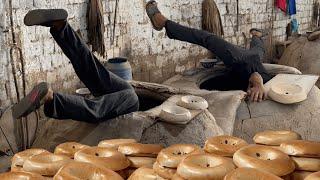 WOW ACROBAT BAKERS make 20000 bread at incredible Speed LEGENDARY SAMARKAND BREAD