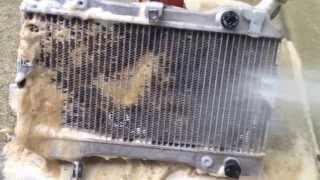 THE BEST NO SCRUBBING ATV UTV RZR Dirtbike Radiator cleaning Suzuki LTR 450