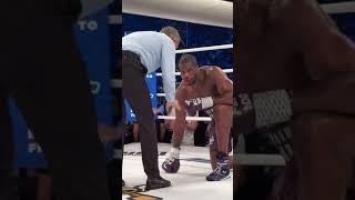 Oleksandr Usyk knocks out Daniel Dubois in round 9 #boxing #boxeo #shorts #usyk #youtubeshorts