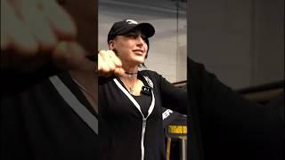 Rhea Ripley shows off the most annoying gym noise ever 