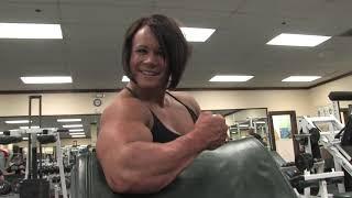 Female Bodybuilder Aleesha Young EARLY YEARS