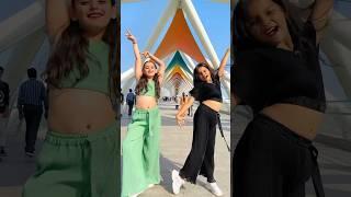 Gulabi sharara️dance with kashish& Nandini #shortsvideo #ytshorts #kashishpatel #trending