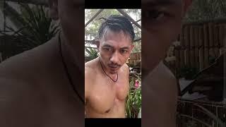 om om ganteng berbadan sixpack sexy main basah-basahan macho banget