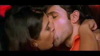 HD Geeta Basra hot Kissing scenes in The Train