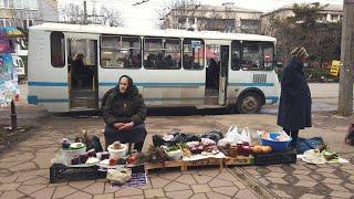 WHAT IS LIFE LIKE IN UKRAINE?  Chernivtsi Ukraine