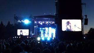 Kings of Leon - Use Somebody @ Peace & Love 2011