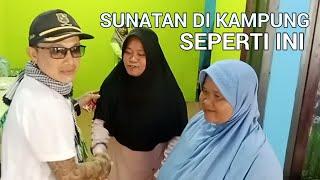 Kades Hoho ketika hadir diacara sunatan