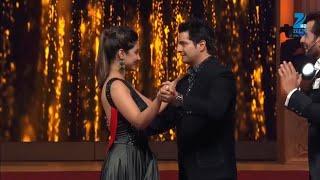 Karan Mehra & Hina Khan  Funny Moment  2016  #akshara #naitik #yrkkh