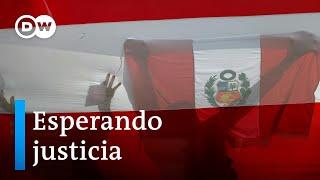 Peruanos no cesan en sus denuncias de abuso policial en las protestas