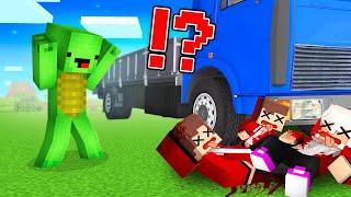 Who HIT Maisens FAMILY with a CAR ACCIDENT in Minecraft - Parody StoryJJ and Mikey TV