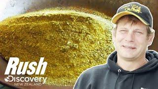 Shawn Pomrenke Hauls $92k Of Gold Using A Brand New Army Of Digging Machines  Bering Sea Gold