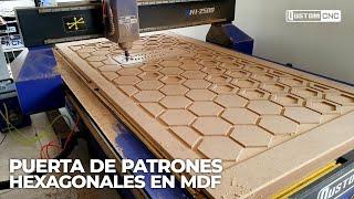 PUERTA DECORATIVA CON PATRONES HEXAGONALES EN MDF A CORTE EN V CON ROUTER QUSTOM CNC