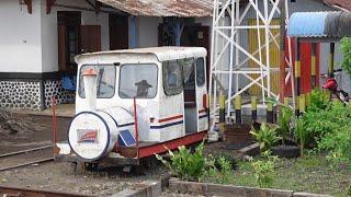 HARGA Rp 40.000 Ayam Geprek di Kereta Makan  Random Naik kereta api