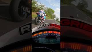 ZX10R vs M1000RR who is faster?