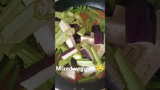 Mixed veggies yummy  #everyone #trendingvideo #shortvideo #vegetables