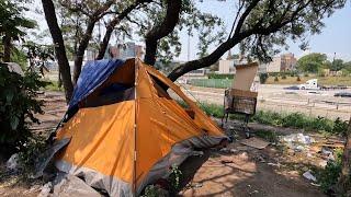Chicago removing homeless encampment ahead of Democratic National Convention