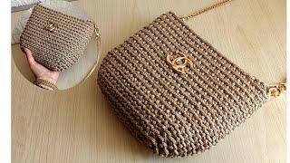 Simple crochet bag with Chanel brand