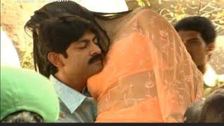 jagapathi babu try to press anushaka shetty boobs while shooting directers reaction wow 