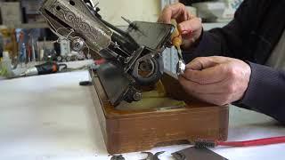 Швейная машина Подольская заклинено челночное устройство не движется не включается на рабочий ход