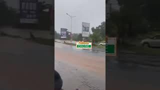 Shiashie-Spanner stretch off the Accra Mall Highway experiences major flooding after heavy rains