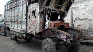 Bedfords accidental repairing and paint work Pakistani truck art