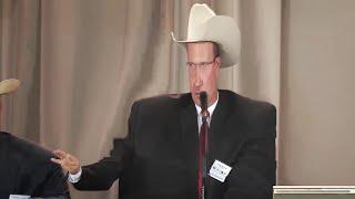 Livestock Auctioneer Championship Content Aware Scale