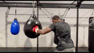 JARED ANDERSON SNAPPING SHORT PUNCHES ON THE AQUA BAG AT J PRINCE BOXING GYM IN TEXAS  TRAINING