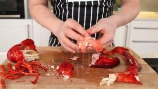 How to prepare a cooked lobster