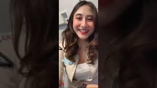 PRAMUGARI SUPER AIR JET CANTIK  IMUT NUNGGU PENUMPANG BOARDING LIVE 