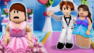 ROBLOX Brookhaven RP - FUNNY MOMENTS Heart break  Sad Love Story of Peter and Jenna