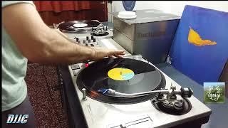 CLASSIC HITS 80S90S con VINILOS  2072024 DJ Juan Carlos Mattera