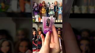 Let’s open some Kylie x Bratz mini’s  #bratzmini #kyliebratz #blindbox #unboxing #bratz #dolls