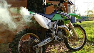 Kawasaki KX250 2-Stroke - Coldstart Warm up Raw Sound