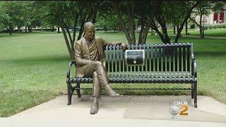 Statue Of Dr. Thomas Starzl Organ Transplantation Pioneer Unveiled On Pitt Campus