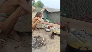 90 year old grandma cooking SNAKE FISH CURRYRural life india #villagefood