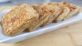 免揉花生酱烧饼，层层起酥，免揉配方，简单好吃。Easiest way to make puff pastry peanut butter bread. Super crispy and tasty.