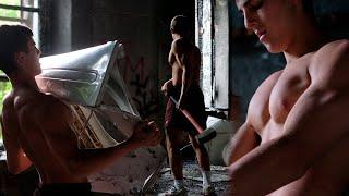 15 Years Old Muscle Boy Destroying Washing Machine  Kikboxer Mark