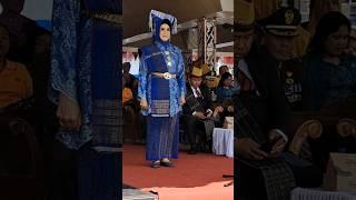 BATAK NEWS  WALI KOTA SIANTAR dr SUSANTI DEWAYANI PAKAI BAJU ADAT SIMALUNGUN #batak #lagubatak