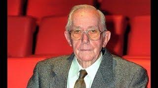 Lewis Gilbert CBE 87  1920-2018  UK Film director